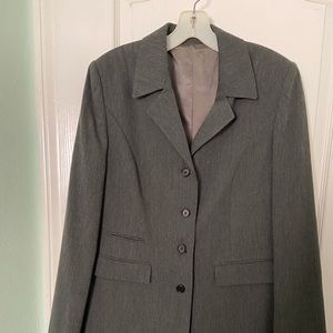 Women’s NEW 💕GIZMO blazer size 10 price firm